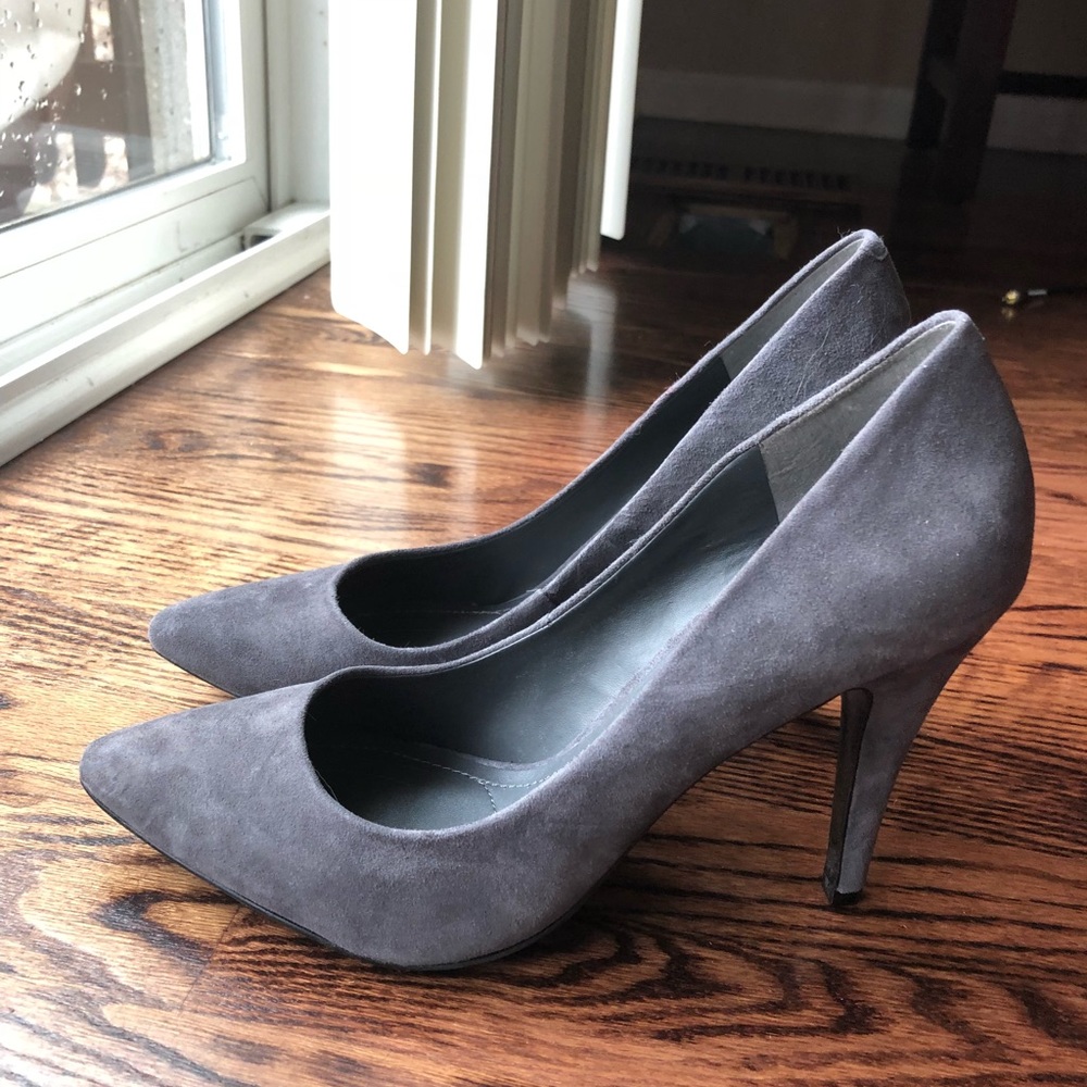 BCBGeneration classic pointed-toe pumps